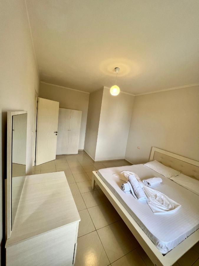 Kamberi Hotel & Apartments Velipojë Exterior foto
